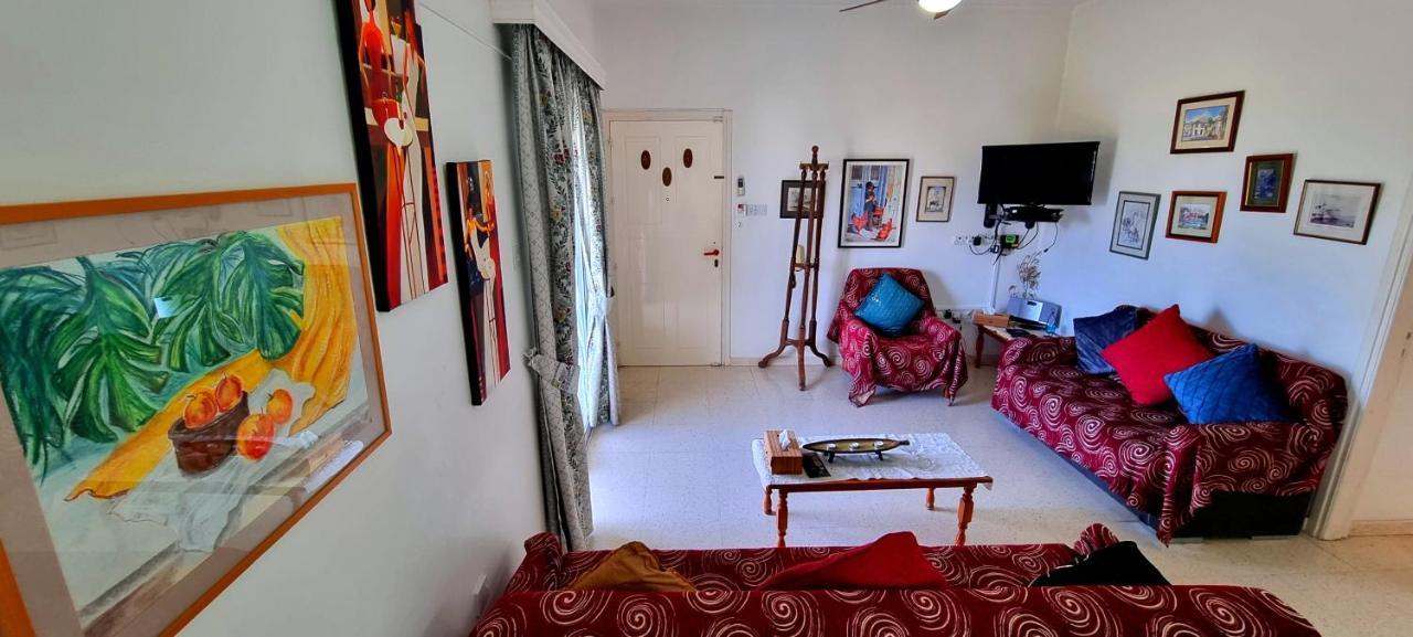 Astrofegia Apartments Near The Sea Agia Marina  Exteriér fotografie